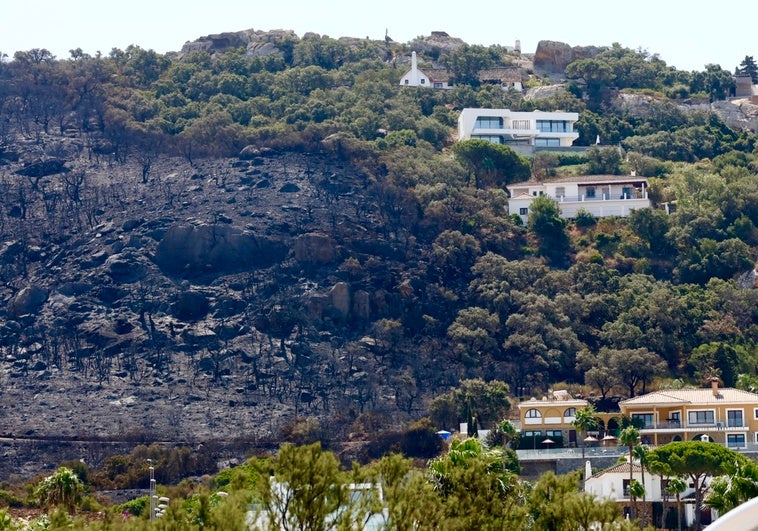 infoca-da-por-controlado-el-incendio-de-tarifa-iniciado-el-lunes