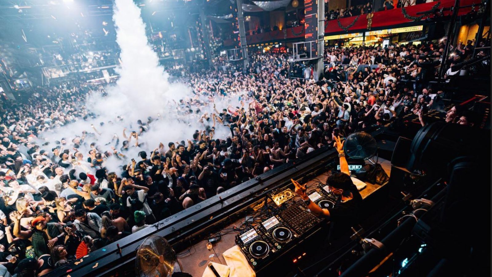 la-resurreccion-del-fabrik-en-humanes-buscando-a-los-vips:-reservados-de-300e-y-musica-menos-machacona