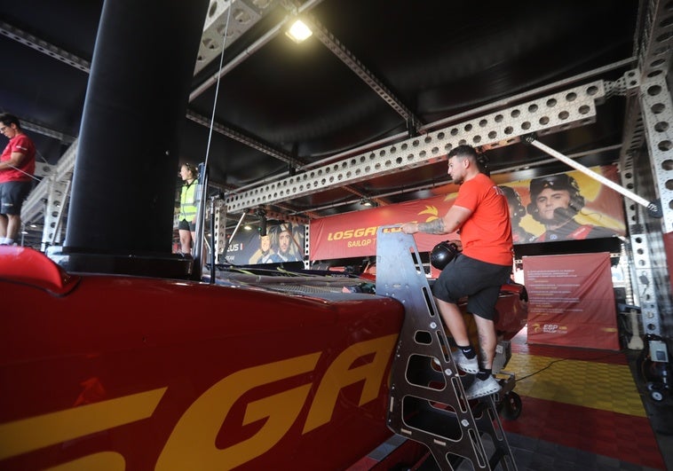 asi-laten-en-cadiz-los-boxes-de-la-sail-gp,-la-formula-1-del-mar
