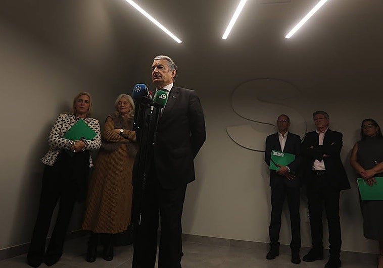 antonio-sanz-reitera-el-compromiso-con-el-nuevo-hospital-de-cadiz:-«hay-reuniones-constantes»